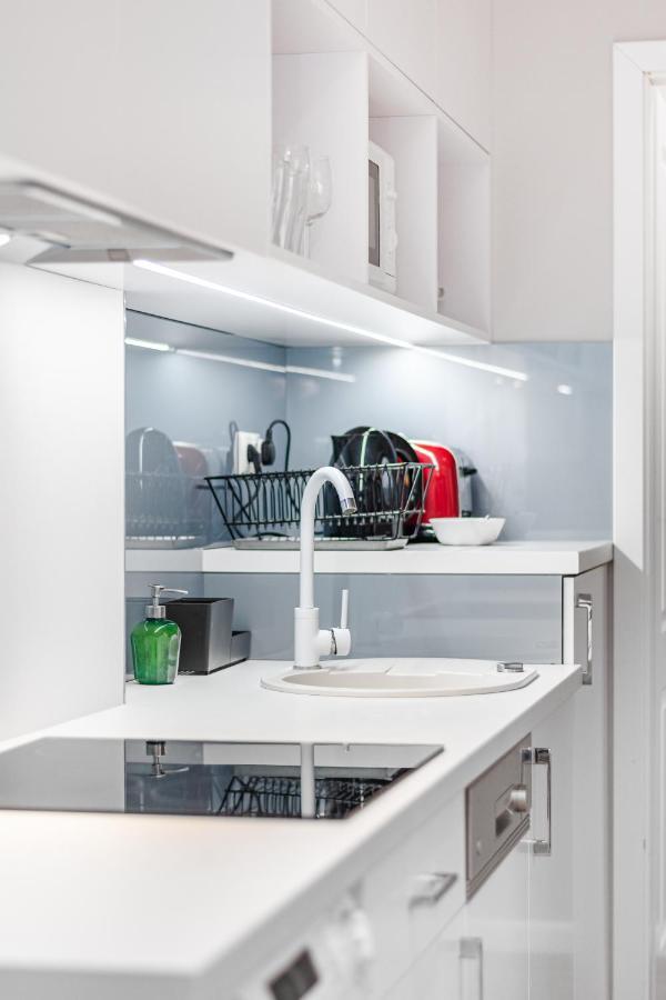 Chlodna Apartment By Your Freedom Варшава Екстериор снимка