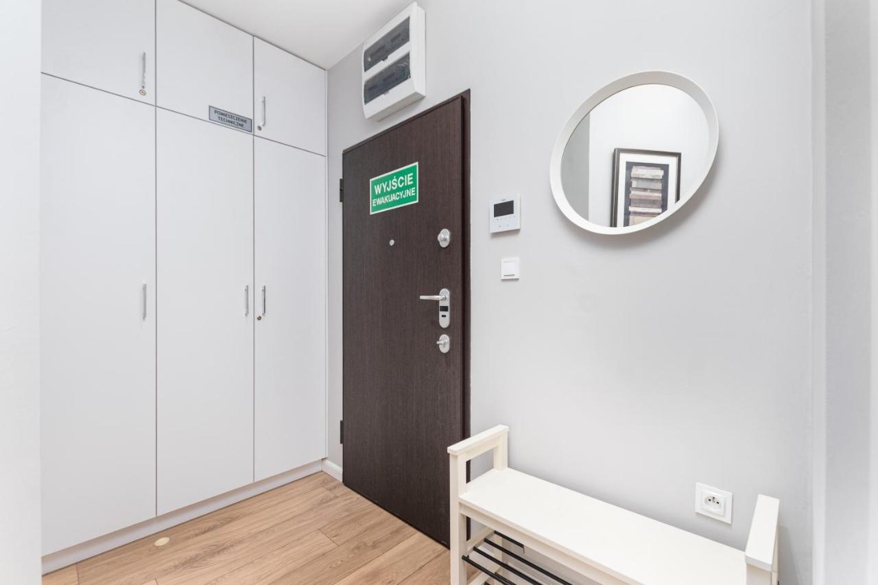 Chlodna Apartment By Your Freedom Варшава Екстериор снимка